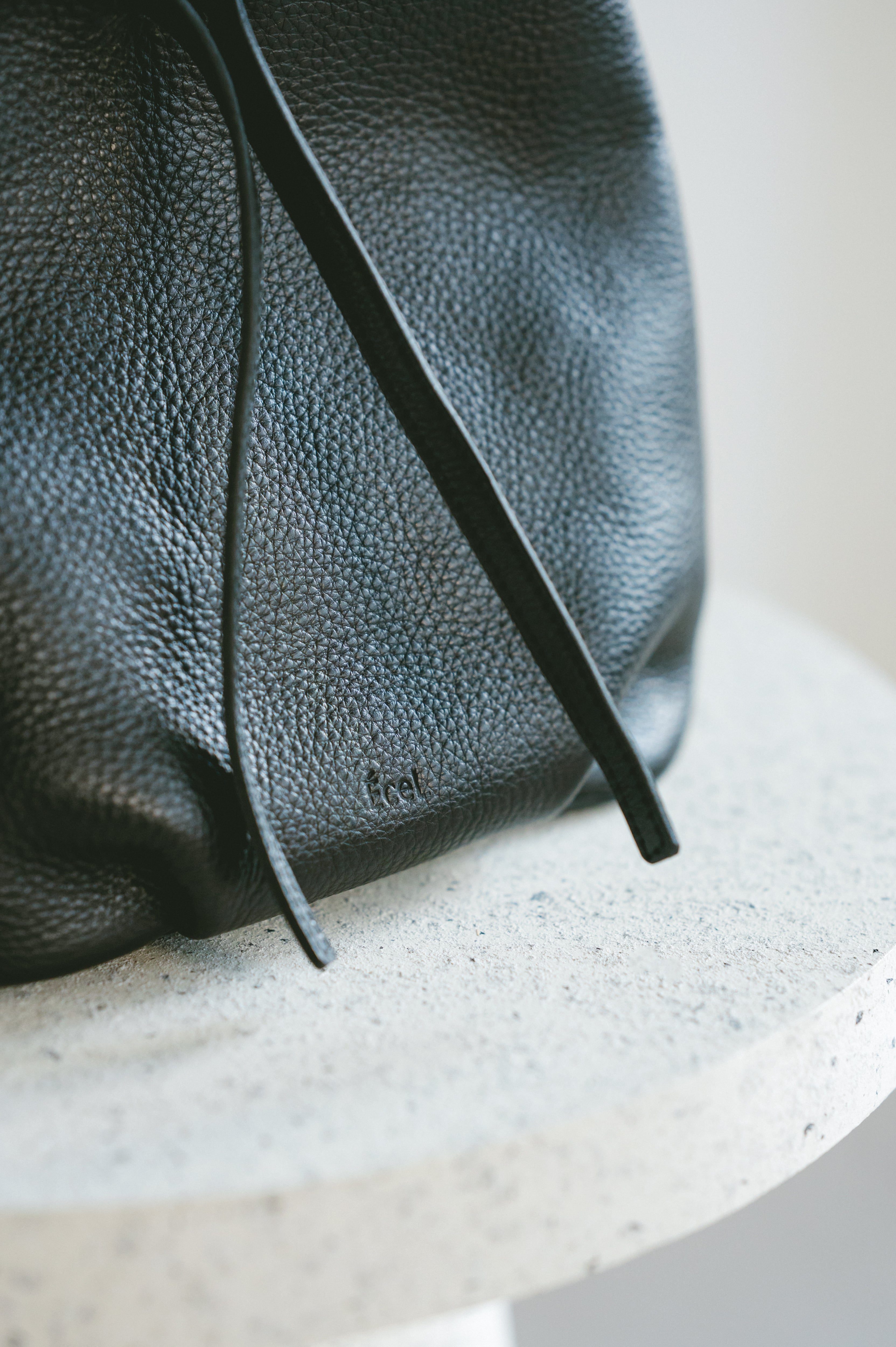 WILLOW SHOULDER BAG