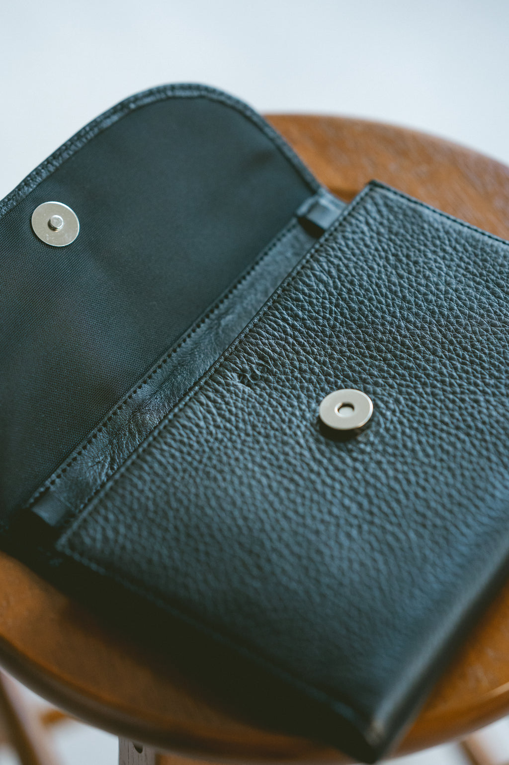 OLIVE HAND BAG