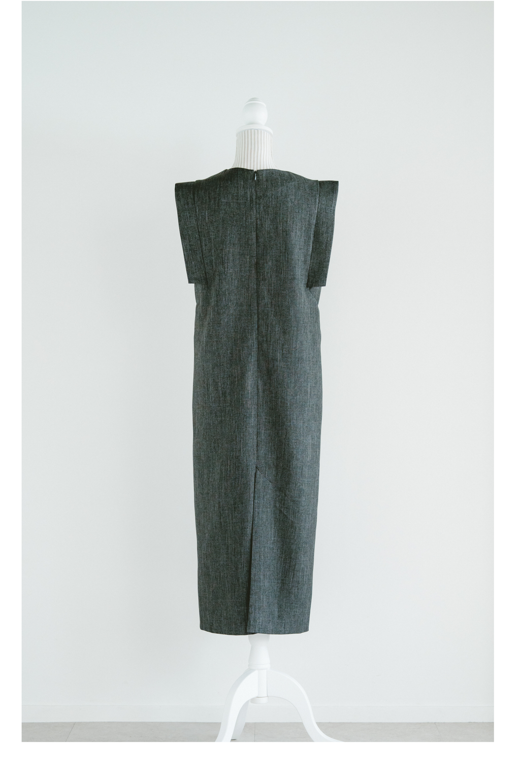 Vale Dress